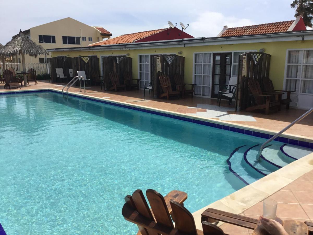 Aruba Cunucu Residence Palm Beach Eksteriør billede