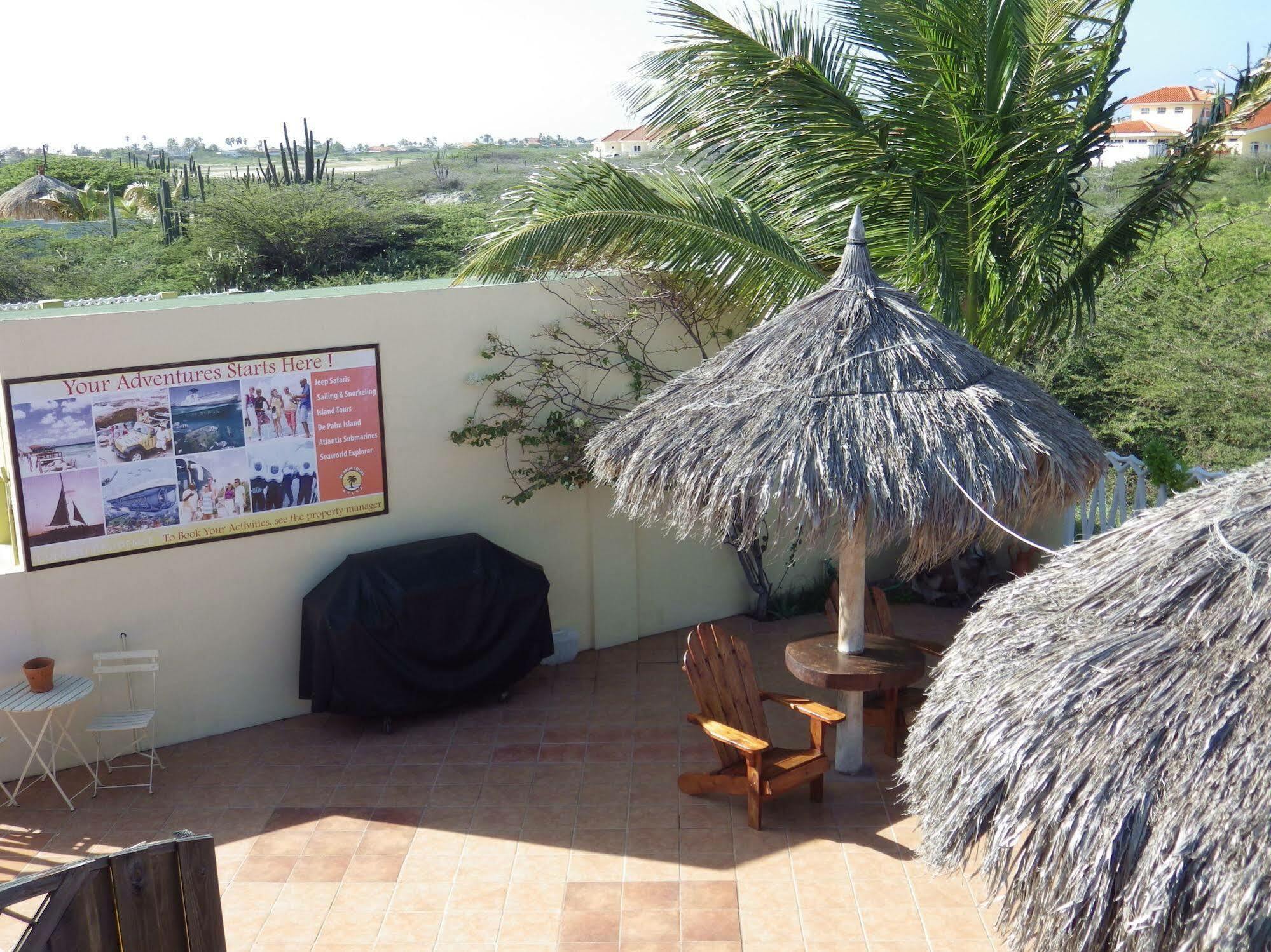 Aruba Cunucu Residence Palm Beach Eksteriør billede