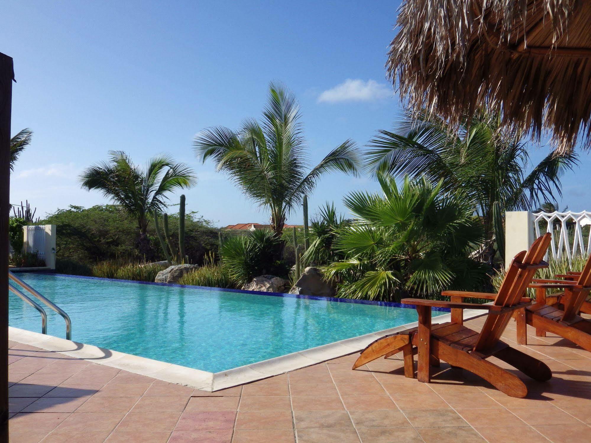 Aruba Cunucu Residence Palm Beach Eksteriør billede